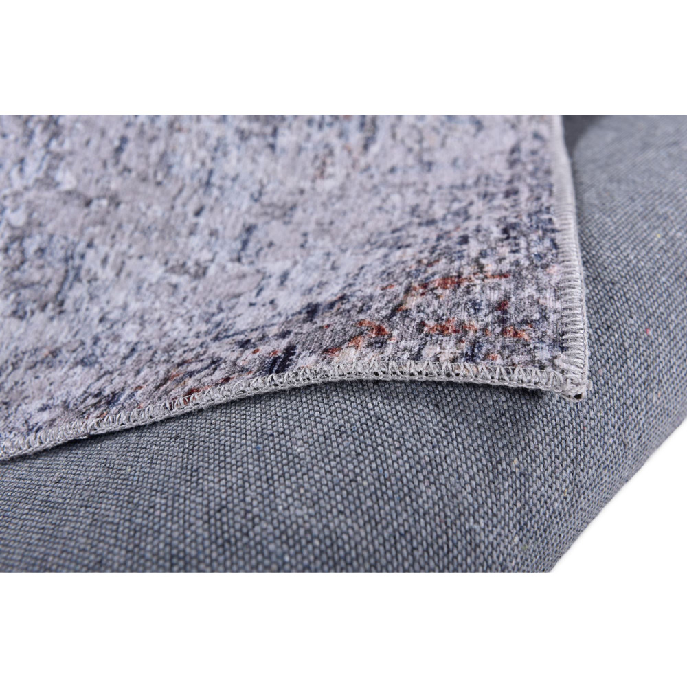 Cecilia_0030_Layer-36