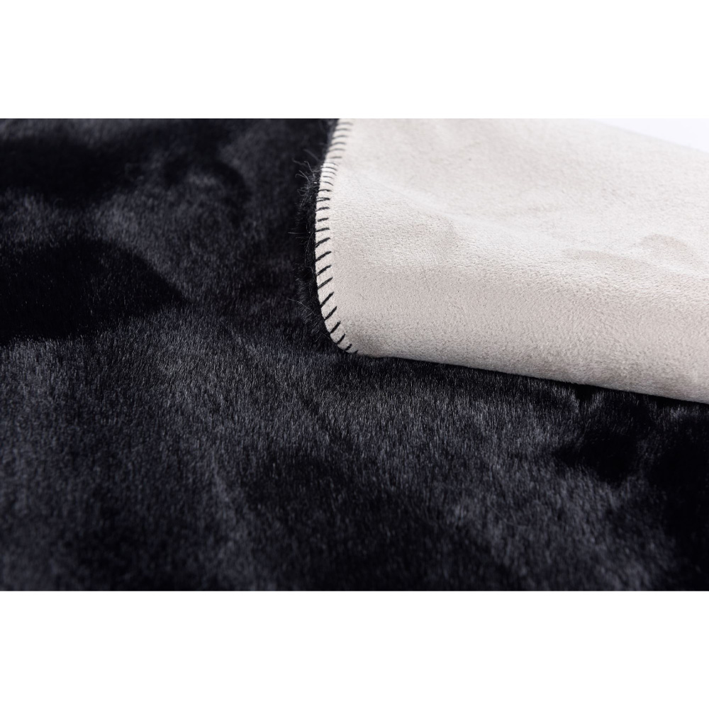 Giorgia_0011_Layer-15