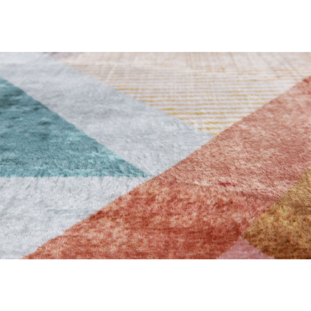 Rachele_0016_Layer-22
